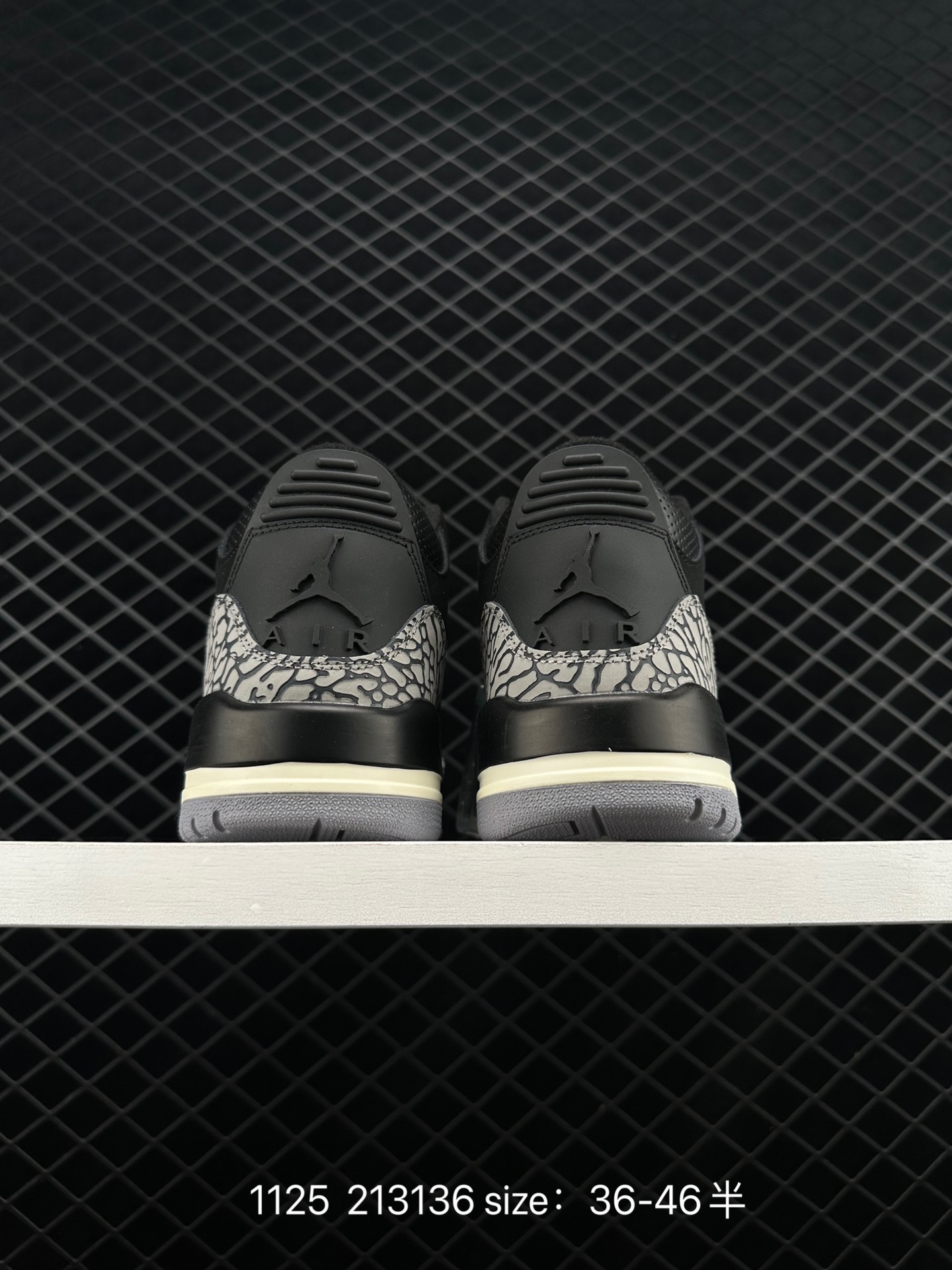 Air Jordan 3 Retro ”Off Nior“